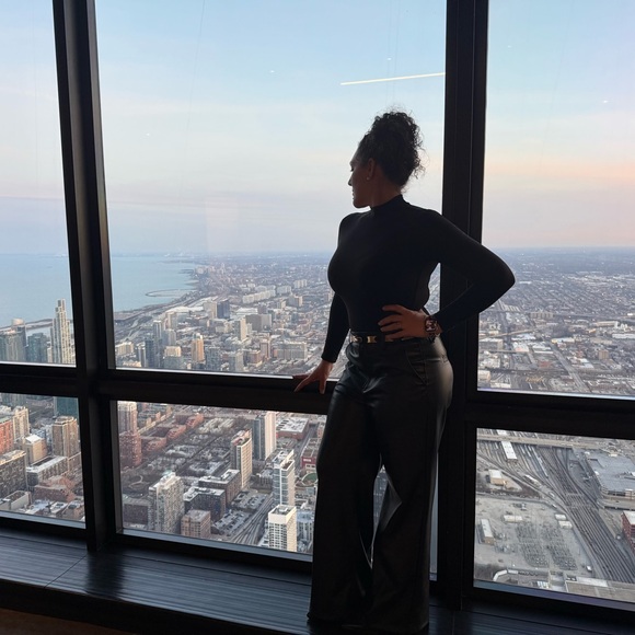 Meet your Posher, Brianne - Picture 1 of 1